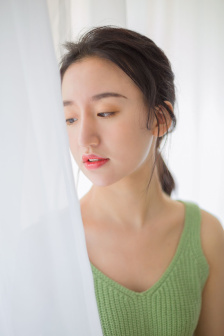 年轻的保姆3高清在线观看